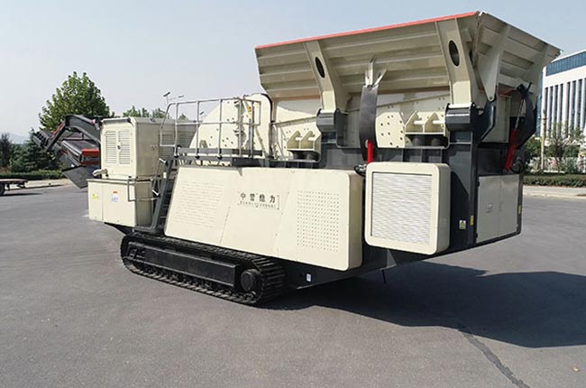 日產(chǎn)1000方移動(dòng)破碎機(jī)