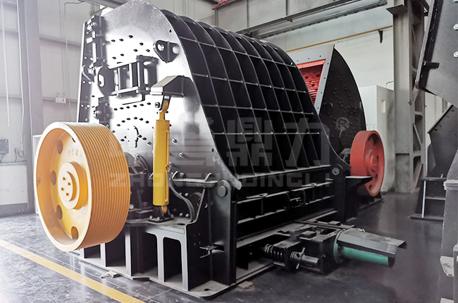 錘破制砂機(jī)的優(yōu)缺點(diǎn)