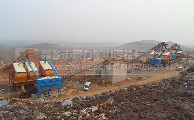 砂石廠生產(chǎn)現(xiàn)場 砂石廠生產(chǎn)現(xiàn)場