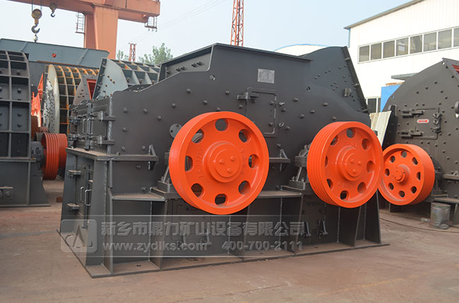 ZSJ雙轉(zhuǎn)子制砂機(jī) ZSJ雙轉(zhuǎn)子制砂機(jī)