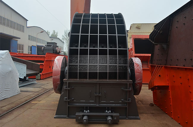 錘式破碎機(jī) 錘式破碎機(jī)