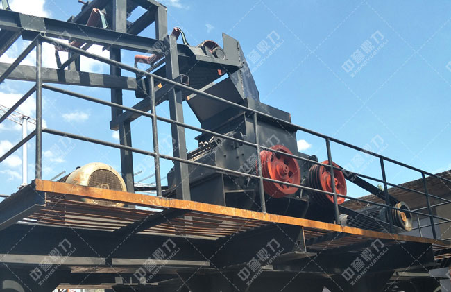 ���ϳ����R墿h�°��(zh��n)�ų���ʯ���r�a(ch��n)50����ɰ�C(j��)���a(ch��n)��