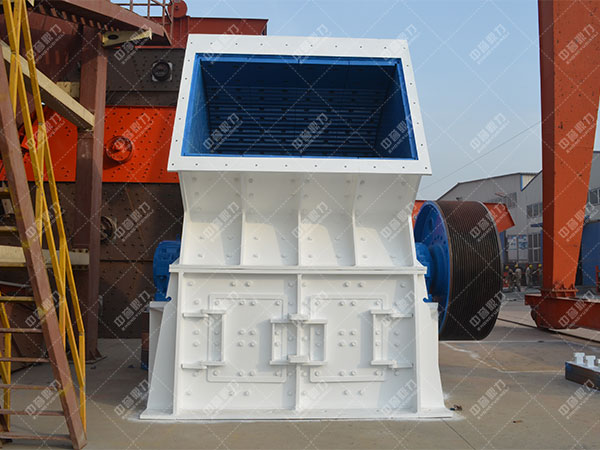 錘式碎石機(jī)