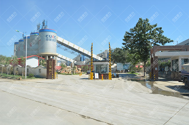 �ӱ���(li��n)ˮ���r�a1000��ˮ��������a���F(xi��n)������չʾ