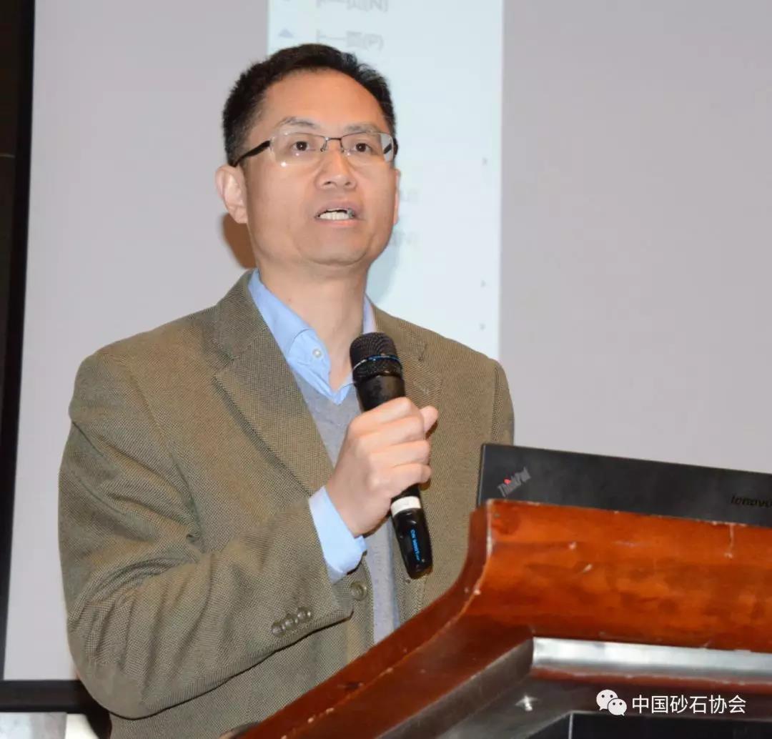 中鐵道科學(xué)研究院鐵道建筑研究所所長 韓自力