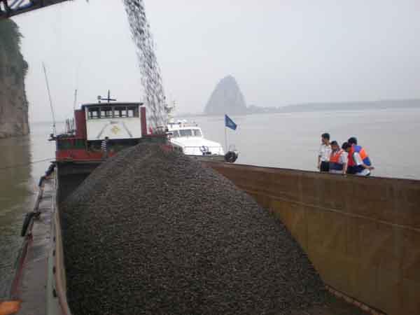 砂石船運(yùn)輸