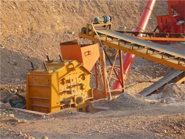 每小時產(chǎn)1000t錘式反擊破碎機