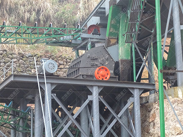 �r(sh��)�a(ch��n)1500��ɰʯ���a(ch��n)��(xi��n)