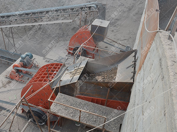 振動(dòng)喂料機(jī)