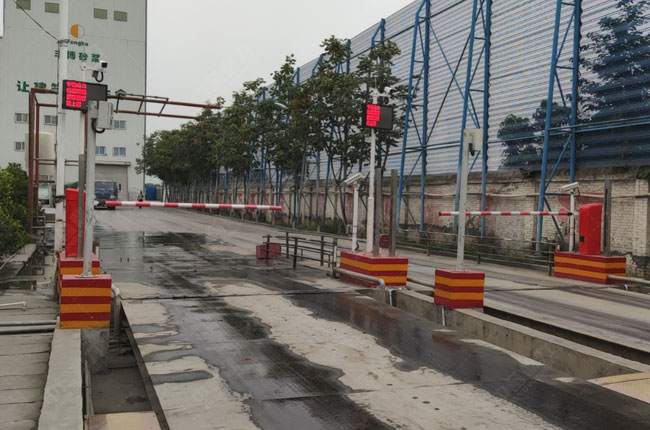 �����l(w��i)�xɰ�{�Ԅ��������(xi��ng)Ŀ