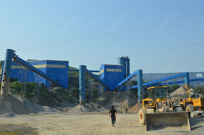 河北邯鄲時(shí)產(chǎn)300噸破碎生產(chǎn)線